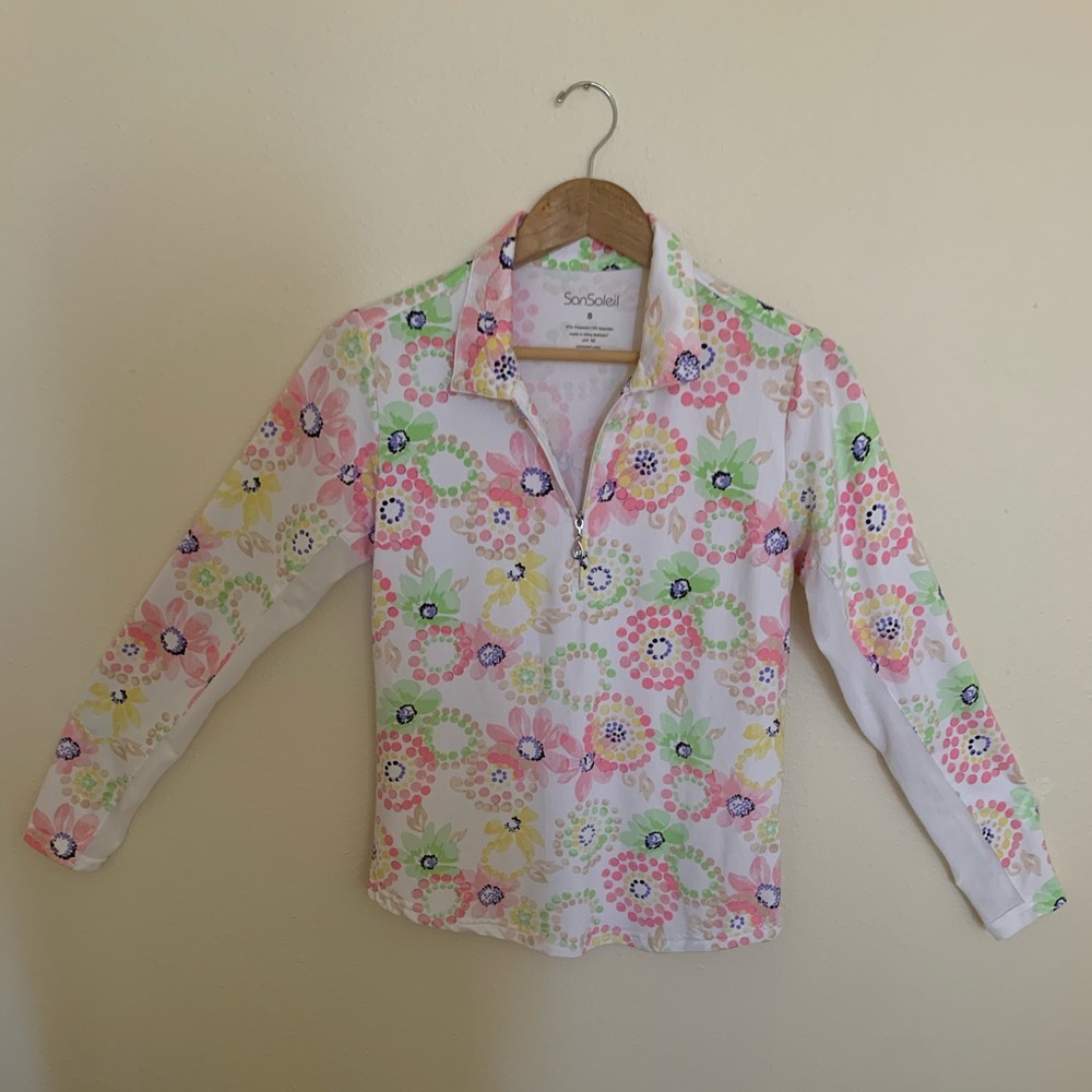 Sport top with UV protection